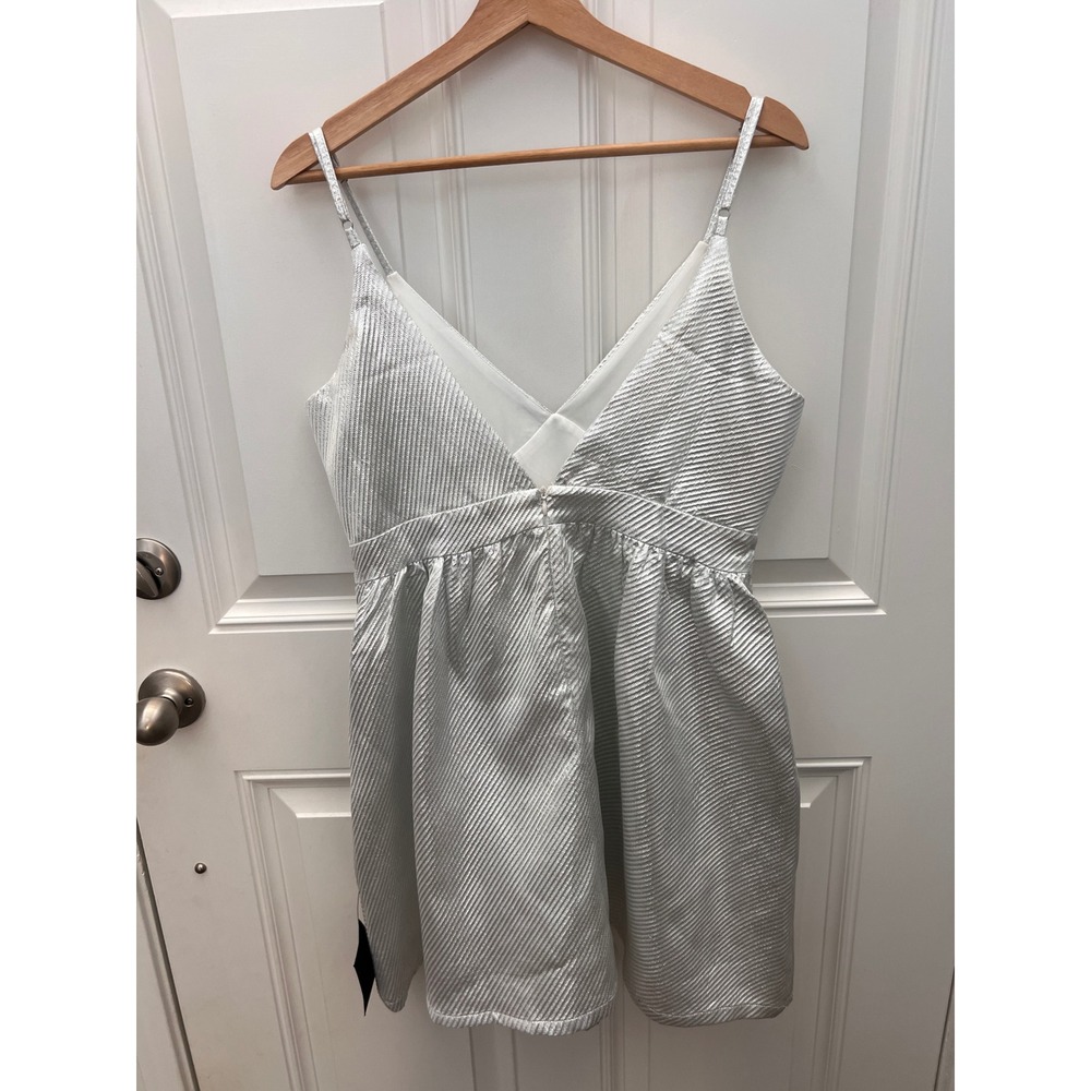 Lulus Silver Metallic Textured Mini Dress Surplice V-Neck Cocktail Party Large - Picture 5 of 7